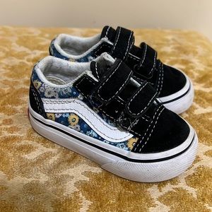 Toddler Vans size 3. Black Suede Floral Print.
